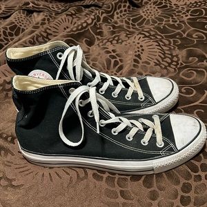 Men’s Converse Chuck Taylor’s, Size 11